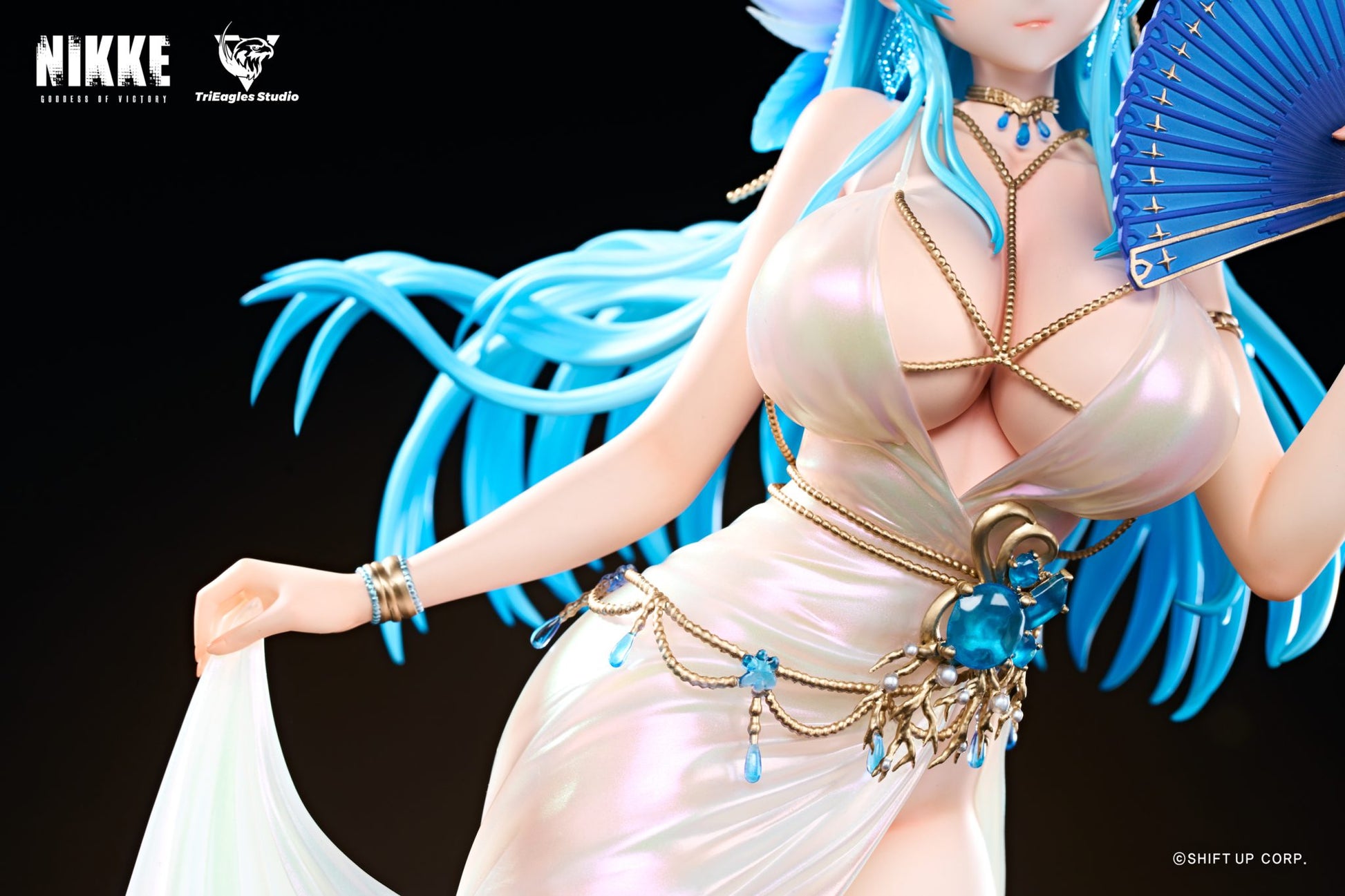 Light Gray Estatuilla Helm  | Goddess of Victory: Nikke Tienda Anime Tico Ofertas