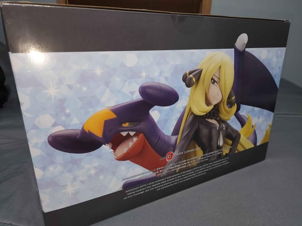 Dark Slate Gray Estatuilla Figura Pokémon Cynthia & Garchomp | Coleccionable Premium Costa Rica