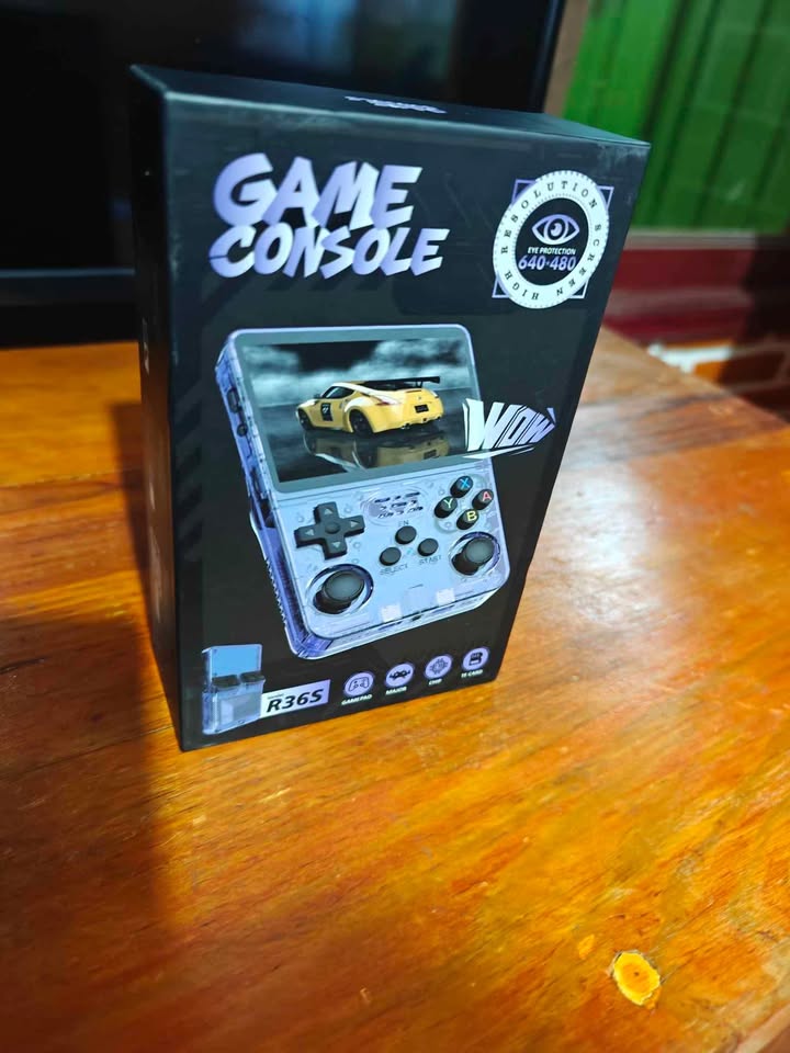 Goldenrod Consola Portátil R36S 64GB con 15.000 Juegos Retro | Costa Rica