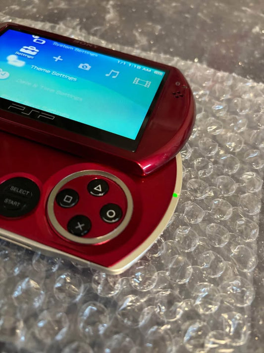 PSP Go Roja 128GB Modificada – Consola portátil con juegos clásicos