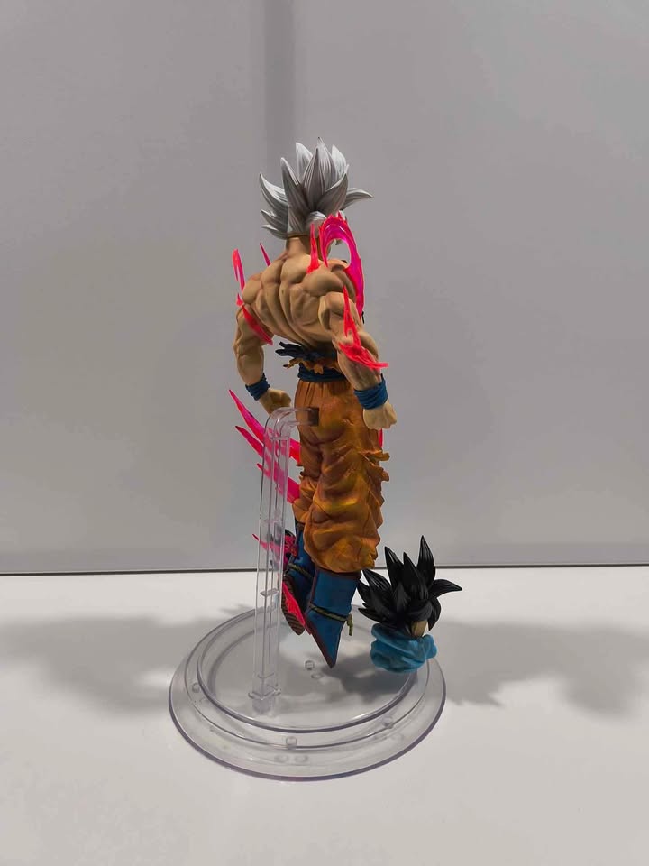 Dark Gray Figura Gokú Ultra Instinct – Dragon Ball Super | 35 cm 3 Cabezas Coleccionable Costa Rica Tienda Anime | Tico Ofertas