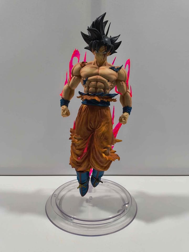 Dark Gray Figura Gokú Ultra Instinct – Dragon Ball Super | 35 cm 3 Cabezas Coleccionable Costa Rica Tienda Anime | Tico Ofertas