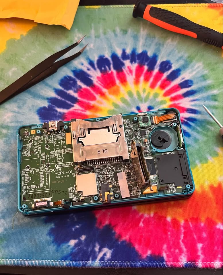 Light Slate Gray Servicio de Reparación Nintendo 3DS – Pantallas, Carcasas y Modificación