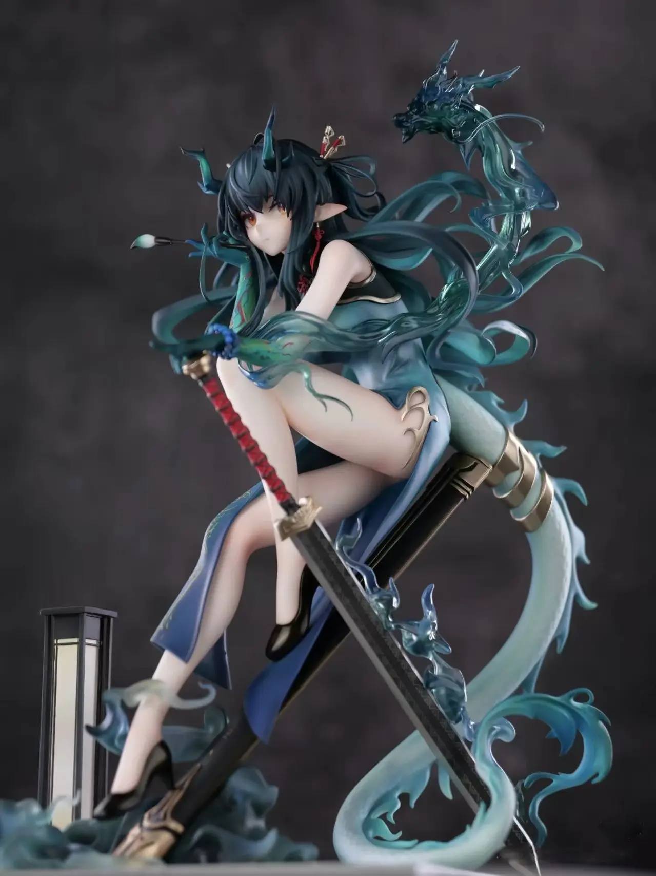 Dark Slate Gray Estatuilla Arknights | Dusk | Miao Wu Studio | Tienda Anime | Tico Ofertas