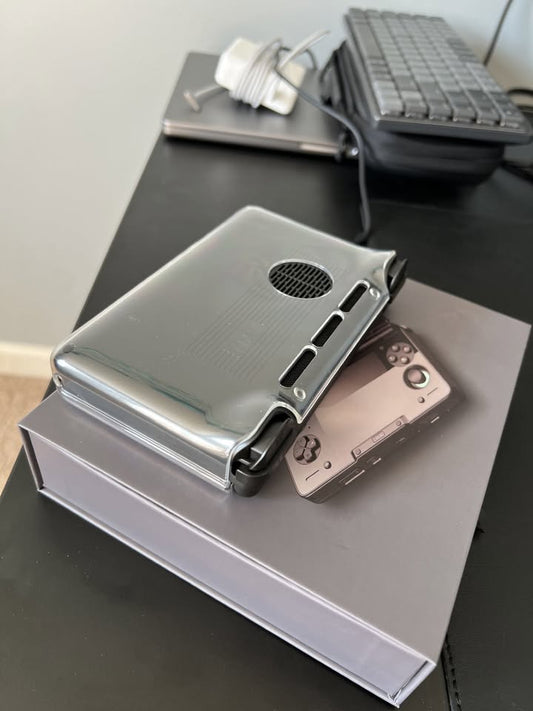 AYN Thor Max en Costa Rica – Consola portátil gamer 16GB RAM 1TB + microSD Ayn