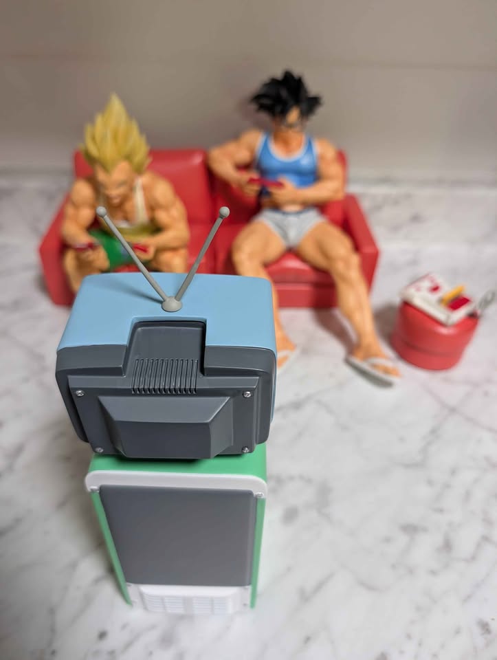 Estatuilla Dragon Ball Z | Goku y Vegeta Gaming | FuzzFeet Studio | Tienda Anime | Tico Ofertas