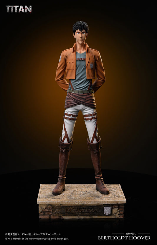 Black Estatuilla Attack on Titan | Reiner Braun & Bertolt Hoover | TITAN Studio | tienda anime | Tico Ofertas