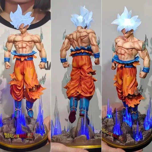 Dark Gray Figura Anime 32CM Dragon Ball Z - Goku Ultra Instinct GK Luminosa PVC | Tienda Anime Costa Rica - Tico Ofertas