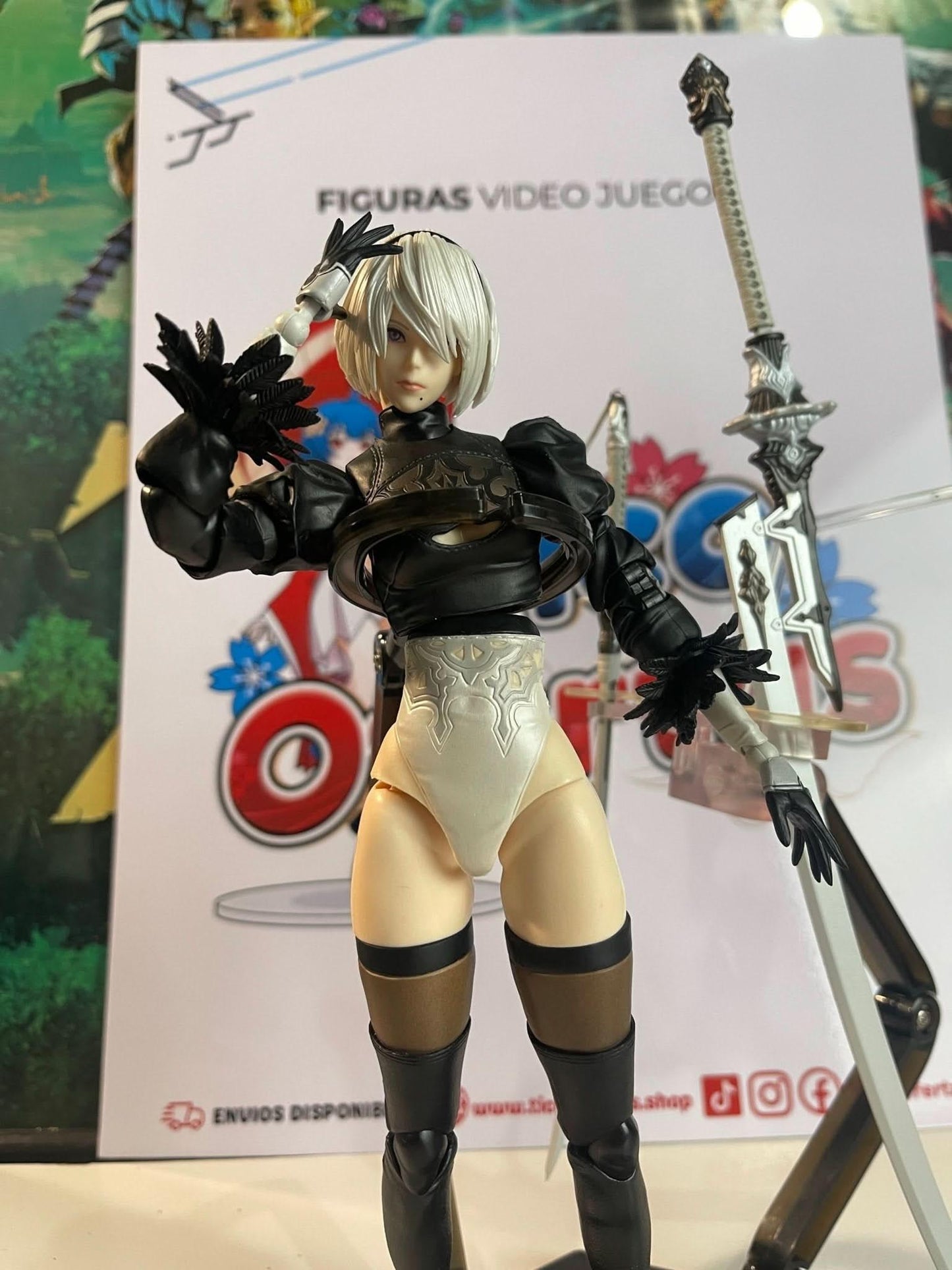Figura de Acción Play Arts Kai - NieR 2B Tipo B DX Edición Deluxe 26CM | Tienda Anime Costa Rica - Tico Ofertas - Tico Ofertas