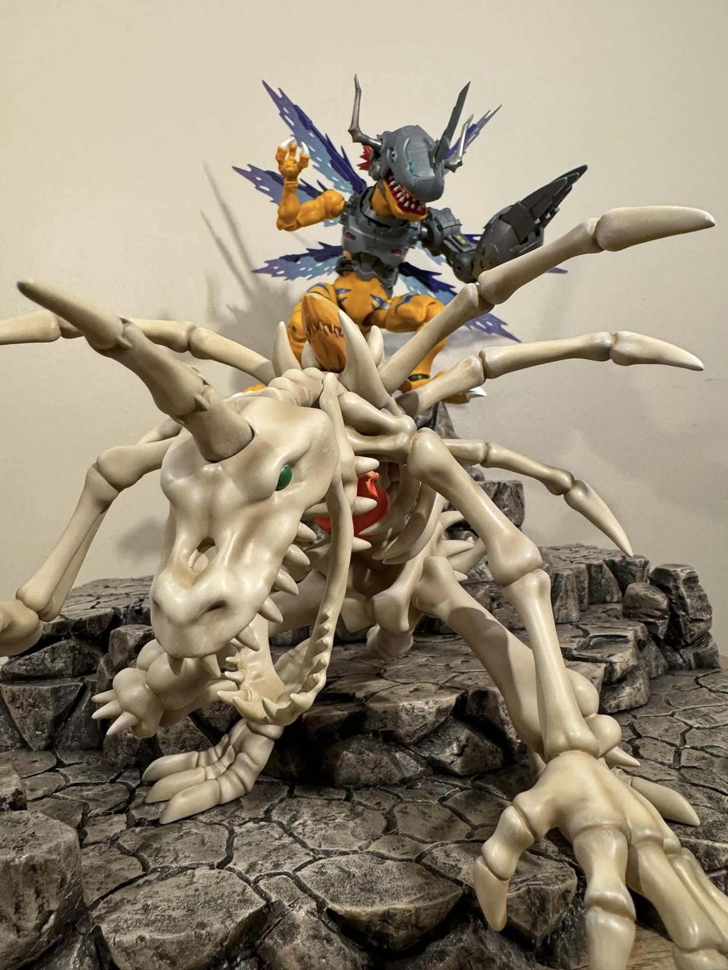 Tan Figura Estatua de Resina - Genesis Studio Digimon Monster Skull Greymon GK | Tienda Anime Costa Rica - Tico Ofertas
