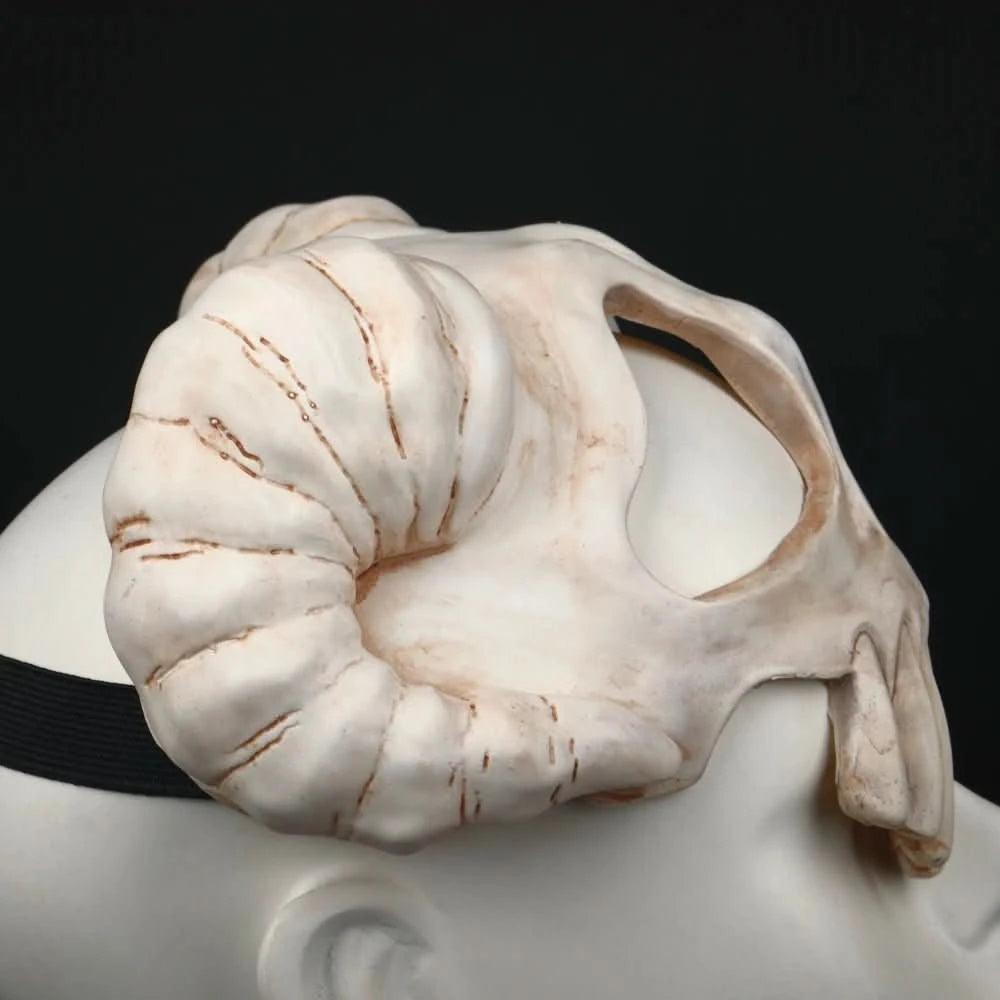 Gray Máscara de Anime Bleach - Neliel, Casco de Cuernos de Cabra, Guerra Milenaria | Figuras Anime Costa Rica, Accesorios de Halloween, Prop de Calavera