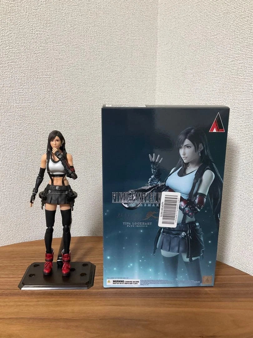 Estatuilla Final Fantasy VII Remake | Tifa Lockhart | Square Enix | Play Arts Kai | Tienda Anime Costa Rica | Tico Ofertas