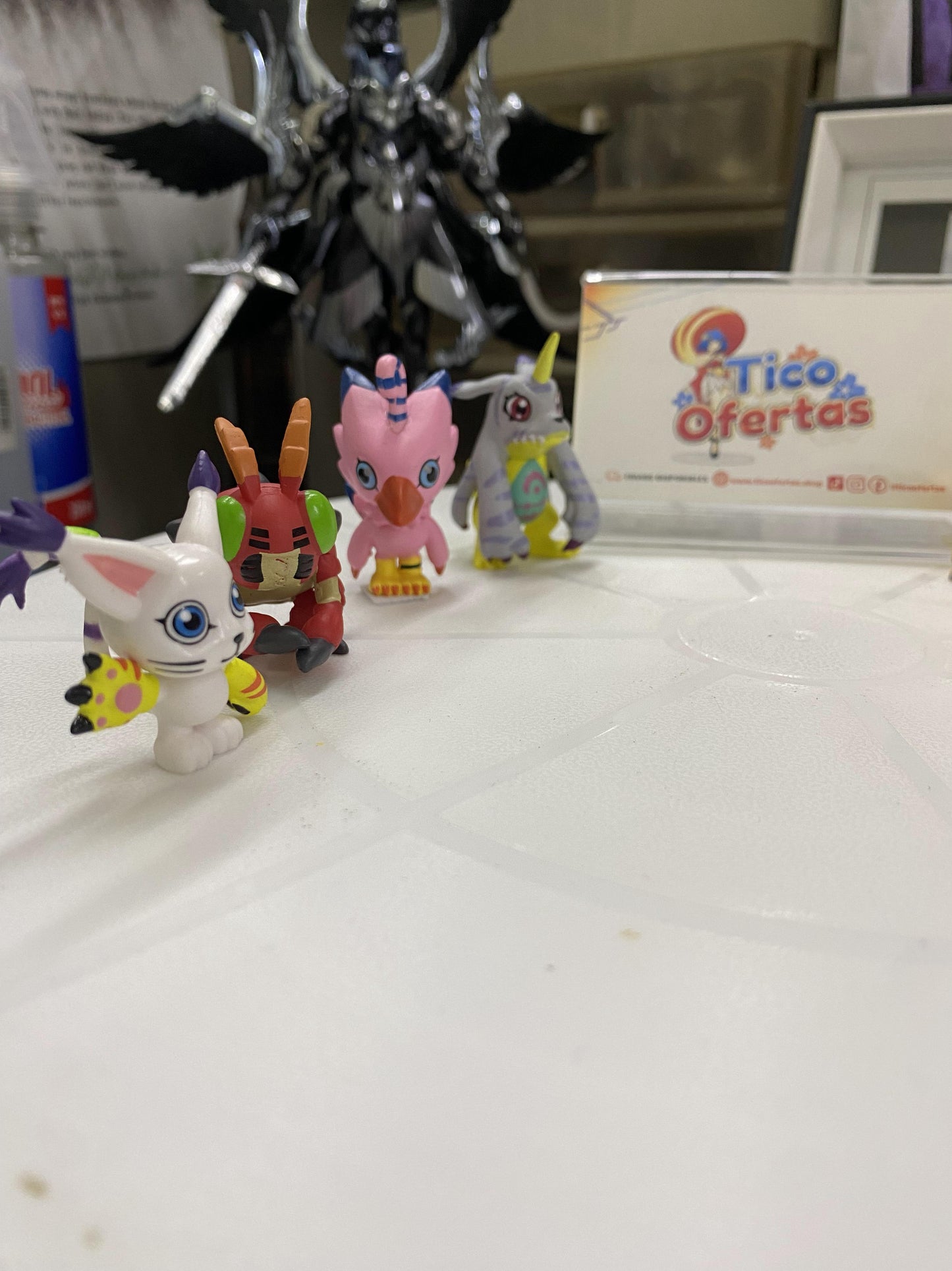 Set de 8 Figuras Digimon Adventure - Agumon, Tailmon, Gabumon y Más | ¡Colección de Juguetes Anime para Regalo! 🦊