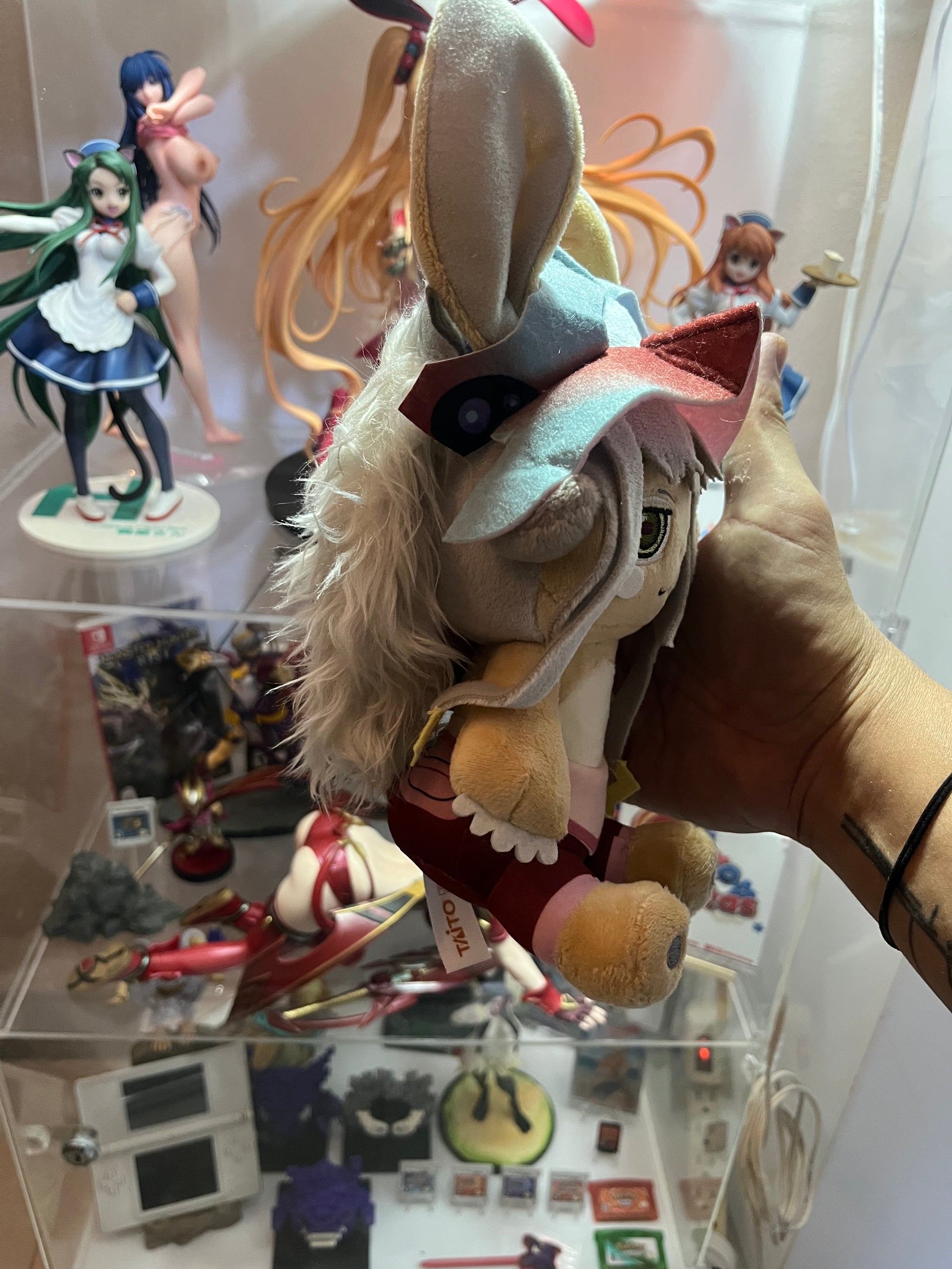 Dark Gray Peluche Made in Abyss – Golden Nanachi Plush Original TAITO | Tienda Anime Tico Ofertas