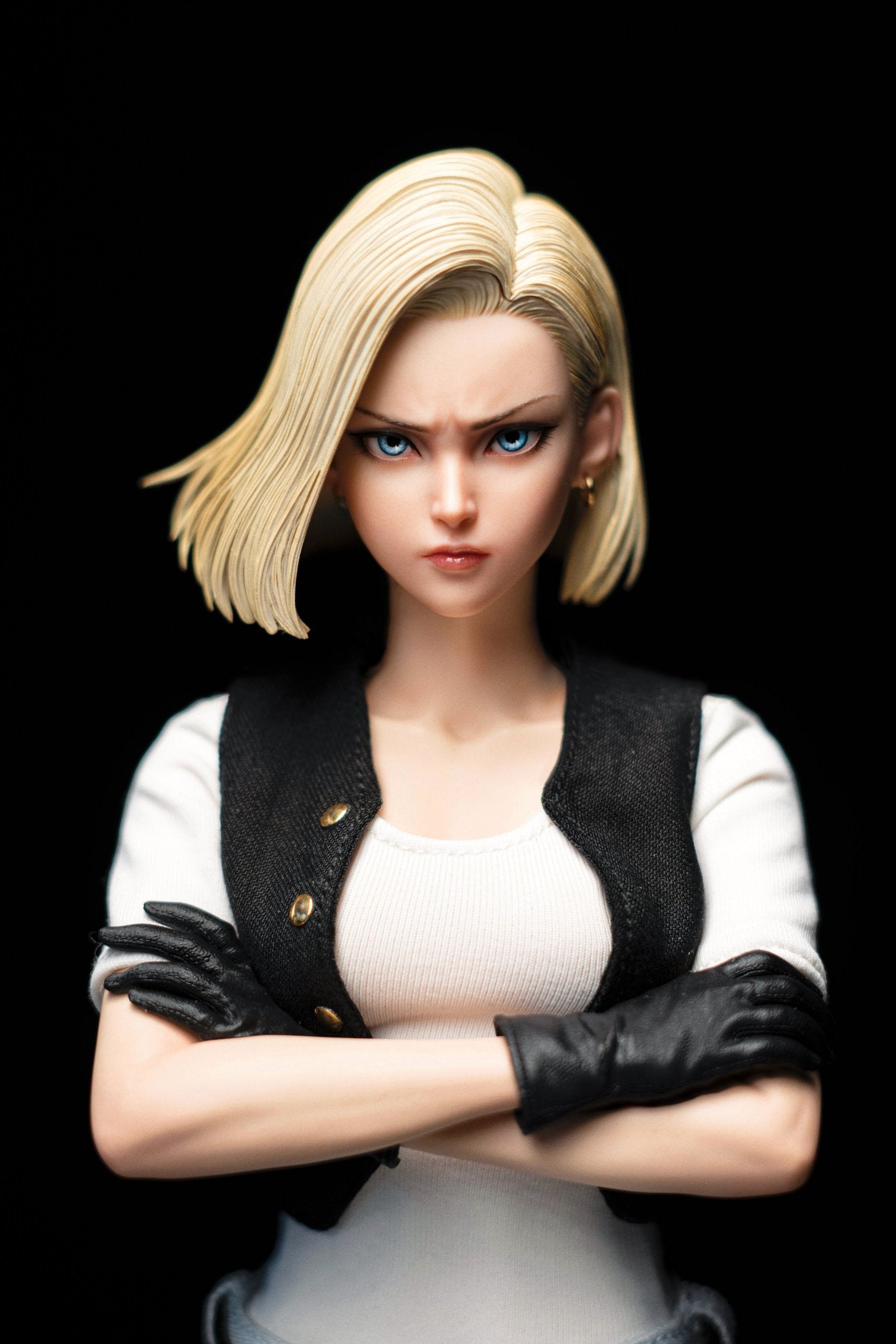 Gray Estatuilla Dragon Ball | Android 18 – Cyber Girl Ver. | ABC Studio | Tico Ofertas