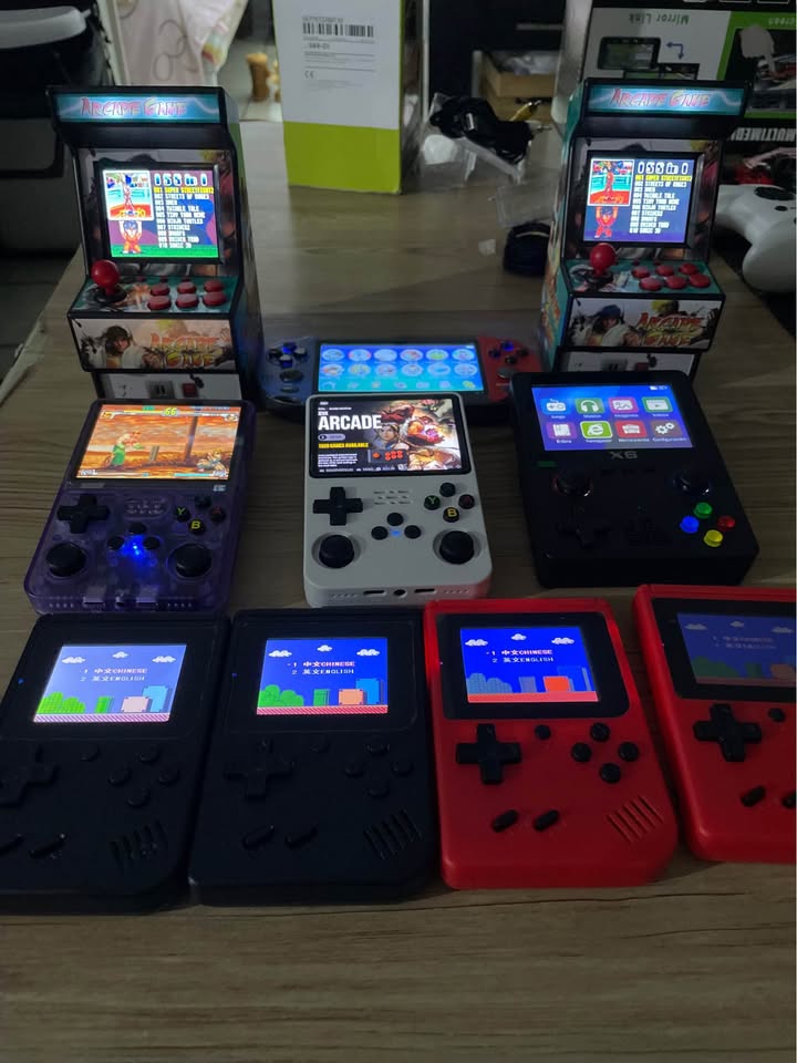 Dark Slate Gray Consolas portátiles con miles de juegos retro en Costa Rica