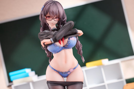 Figura Figura 1/6: Chica de Gafas en Clase de Educación Física - Uya | Figuras Anime Costa Rica, TODO EN ANIME  | Tico ofertas