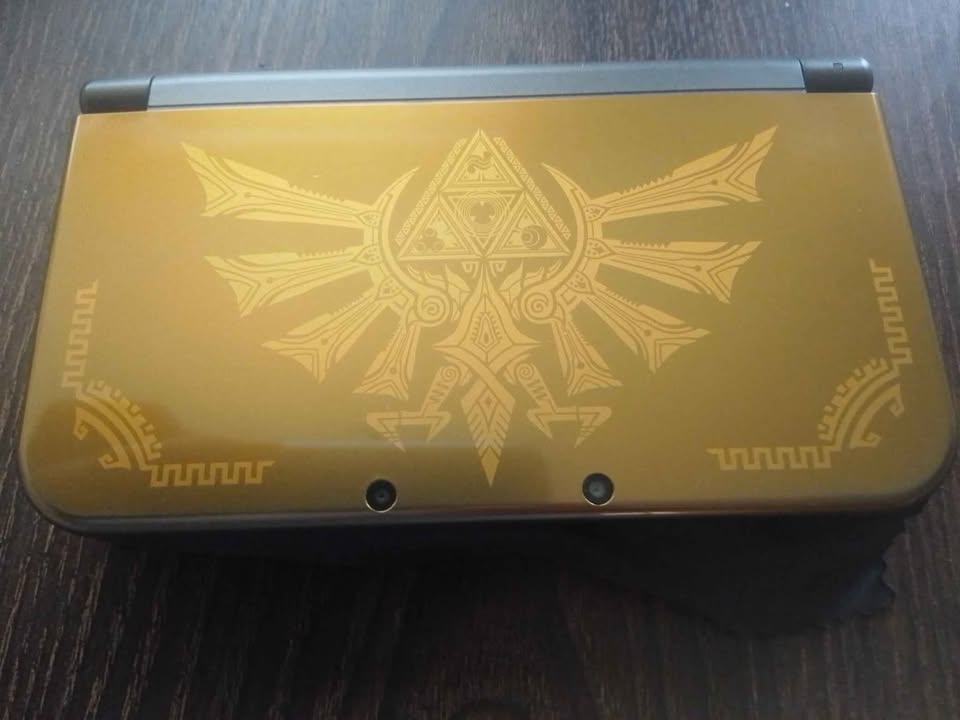 Dark Slate Gray New Nintendo 3DS XL Edición Hyrule – Edición limitada con magia | Costa Rica