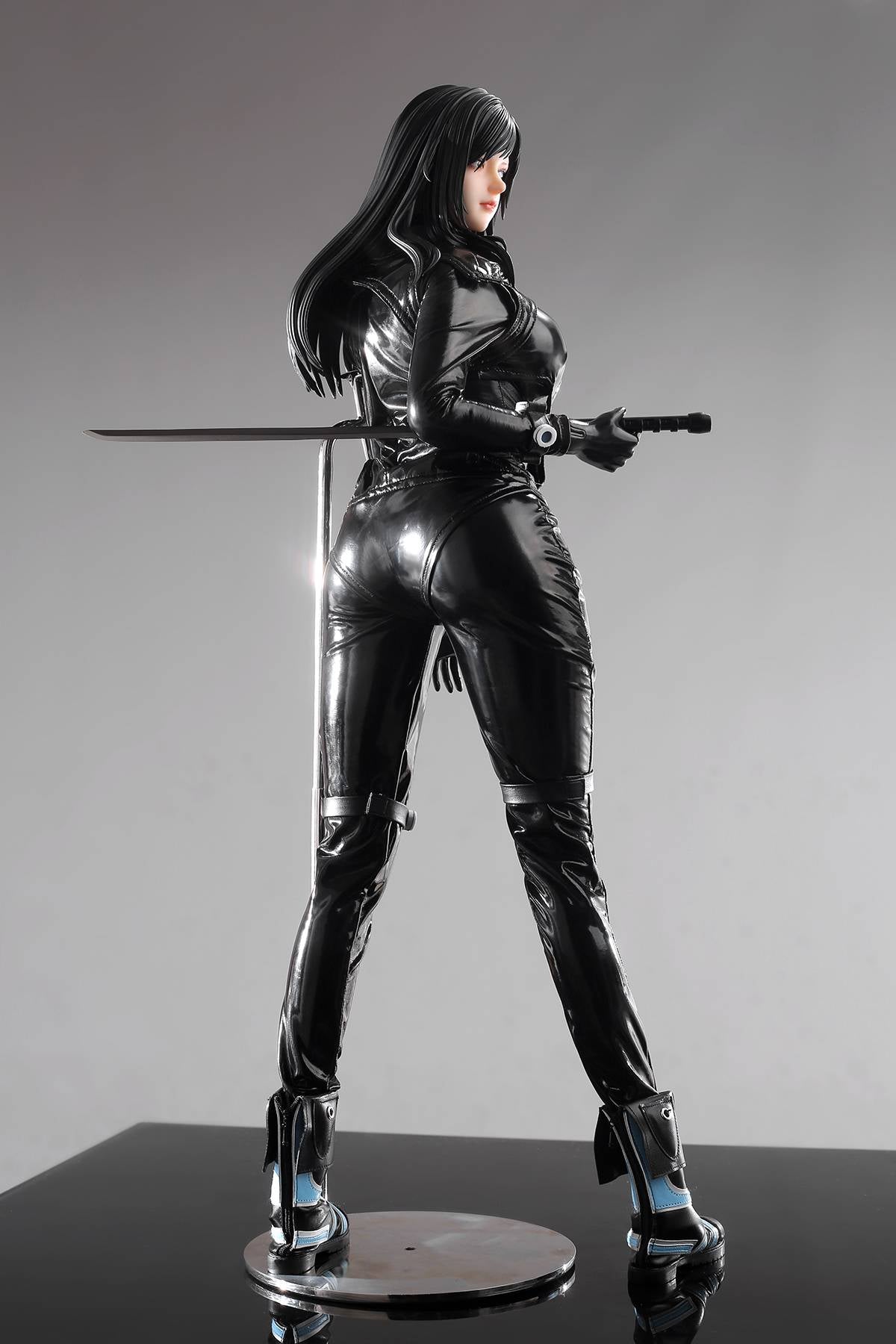 Dark Gray Sex Dolls  GANTZ | Reika Shimohira | YuZhaiRenXing Studio | Tienda Anime | Tico Ofertas