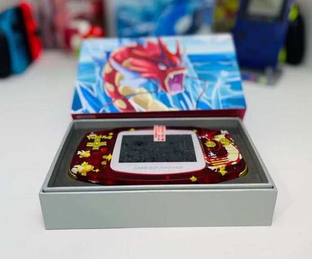 Gray Game Boy Advance edición Gyarados Shiny personalizada con pantalla IPS en Costa Rica