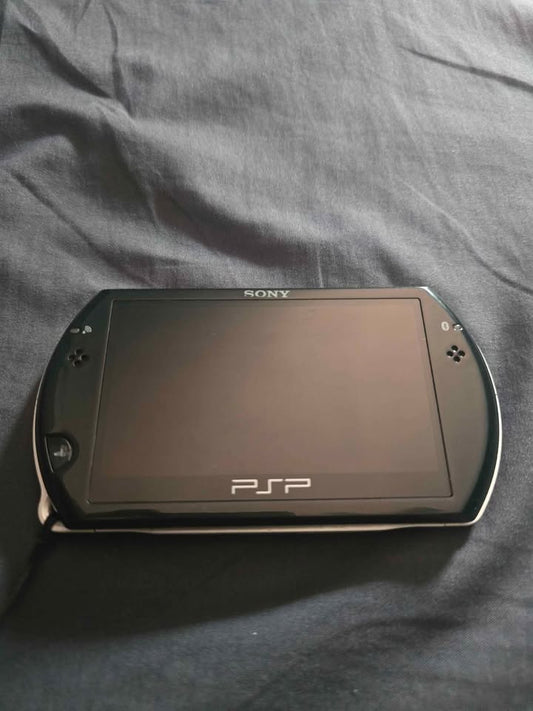 Dim Gray PSP Go 32GB + Juegos Digitales | Consola portátil premium Costa Rica