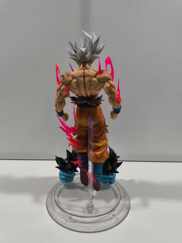 Dark Gray Figura Gokú Ultra Instinct – Dragon Ball Super | 35 cm 3 Cabezas Coleccionable Costa Rica Tienda Anime | Tico Ofertas