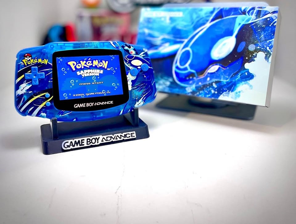 Game Boy Advance edición Kyogre personalizada con pantalla IPS en Costa Rica