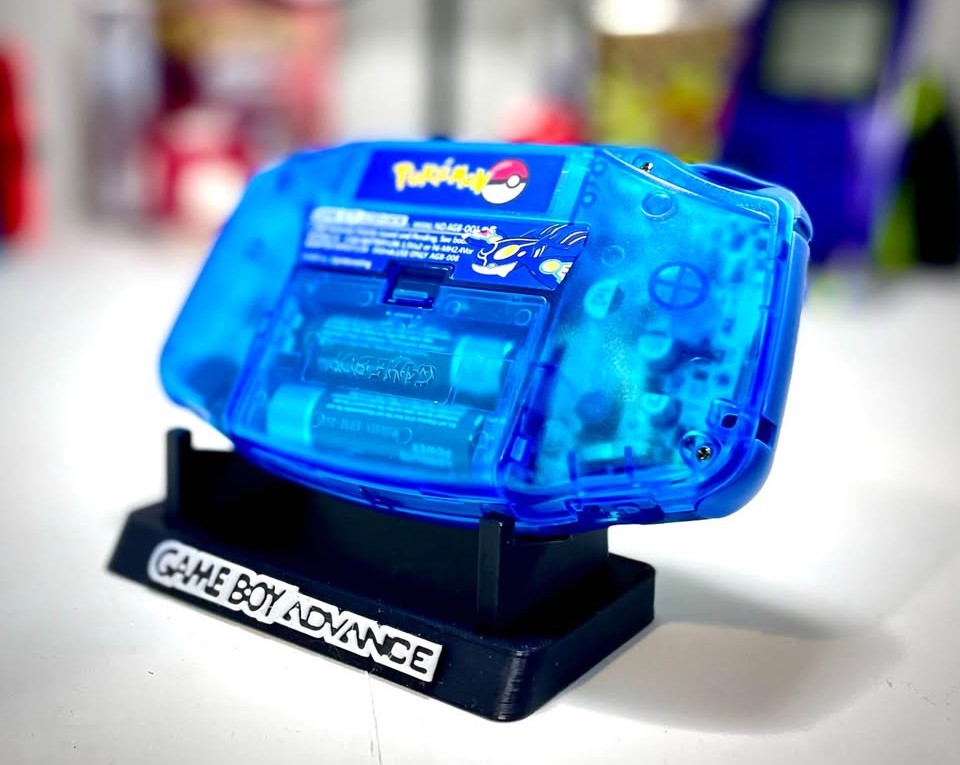 Light Gray Game Boy Advance edición Kyogre personalizada con pantalla IPS en Costa Rica