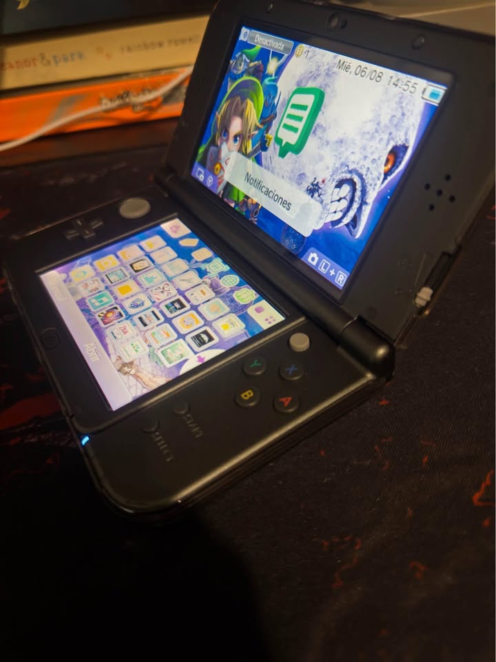 Tan New Nintendo 3DS XL Edición Majora’s Mask con Pantalla IPS | Colección Zelda Costa Rica