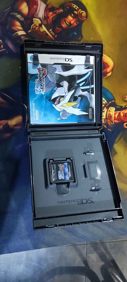 Dark Slate Gray Pokémon Edición Cristal 3DS y Pokémon Black 2 DS originales | Costa Rica