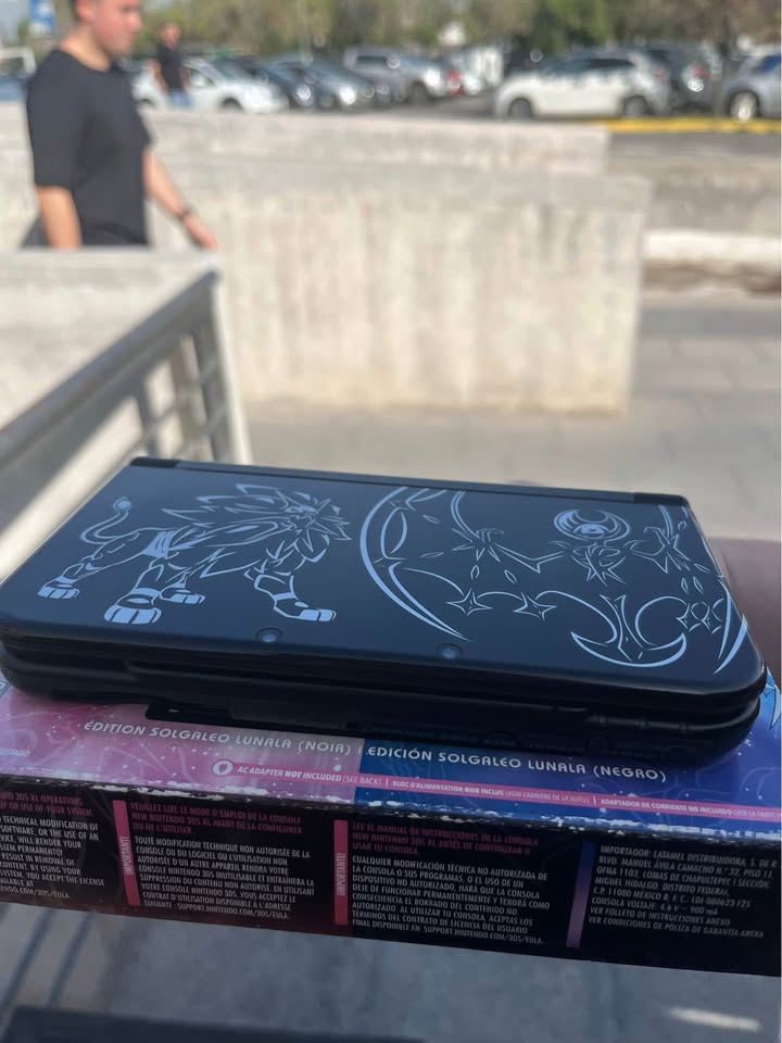 Dark Slate Gray New Nintendo 3DS XL Pokémon Sol y Luna edición limitada con juegos y magia | Costa Rica