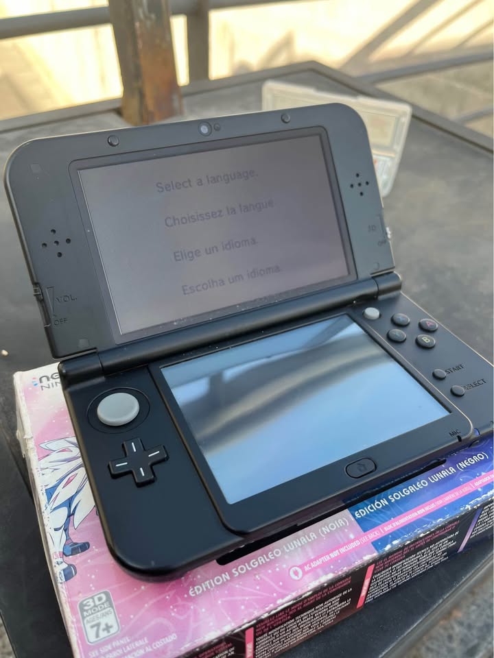 Dim Gray New Nintendo 3DS XL Pokémon Sol y Luna edición limitada con juegos y magia | Costa Rica