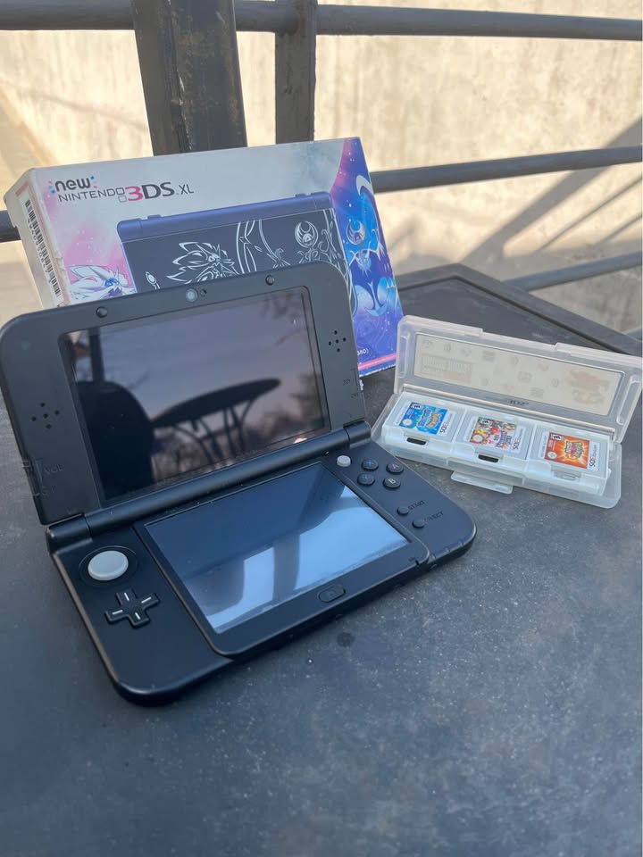 Dim Gray New Nintendo 3DS XL Pokémon Sol y Luna edición limitada con juegos y magia | Costa Rica
