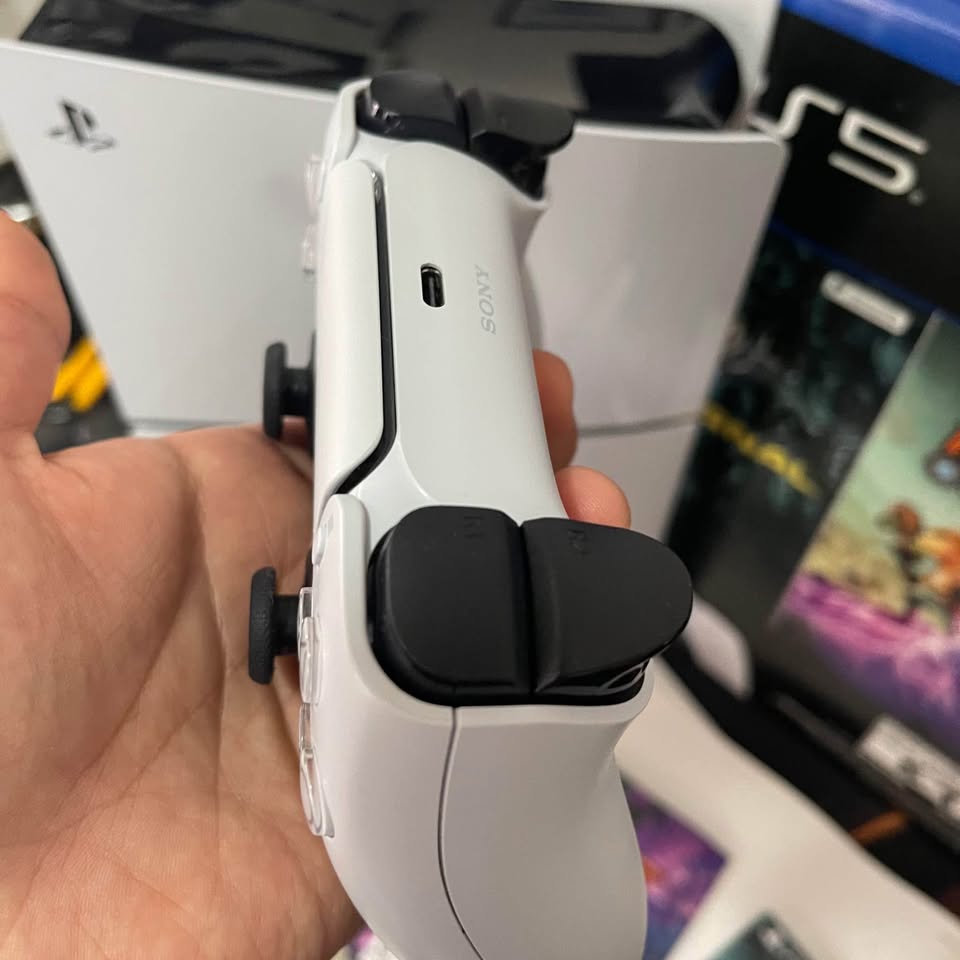 Rosy Brown PlayStation 5 1TB Versión Disco con 1 Mando – Costa Rica