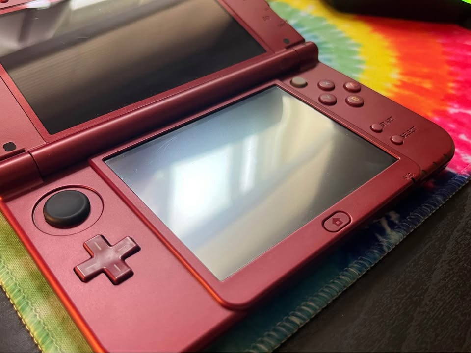 Maroon Servicio de Reparación Nintendo 3DS – Pantallas, Carcasas y Modificación