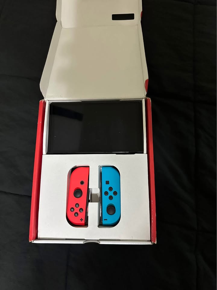 Black Nintendo Switch OLED con Juegos Digitales Incluidos | Consola Gamer Costa Rica