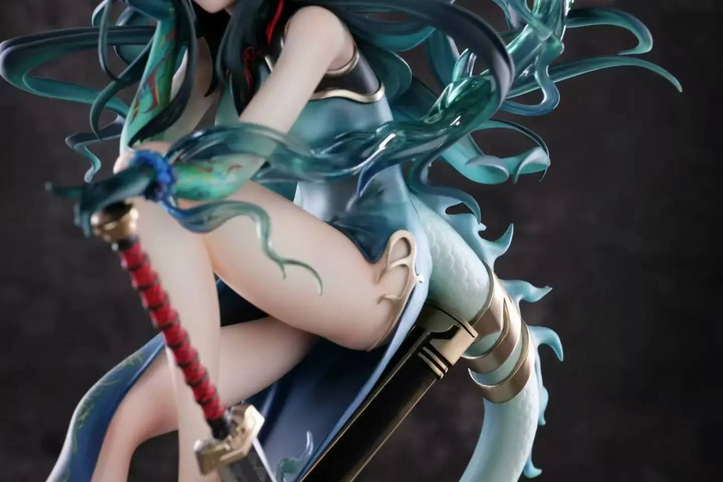 Dark Gray Estatuilla Arknights | Dusk | Miao Wu Studio | Tienda Anime | Tico Ofertas