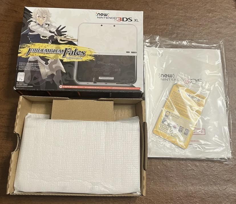 New Nintendo 3DS XL Fire Emblem Fates Limited Edition en Costa Rica