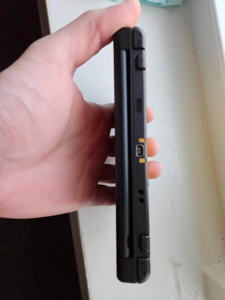 Black New Nintendo 3DS XL Samus Edition – Full Hack con Juegos | Edición Especial Metroid | Consola video juegos Costa Rica