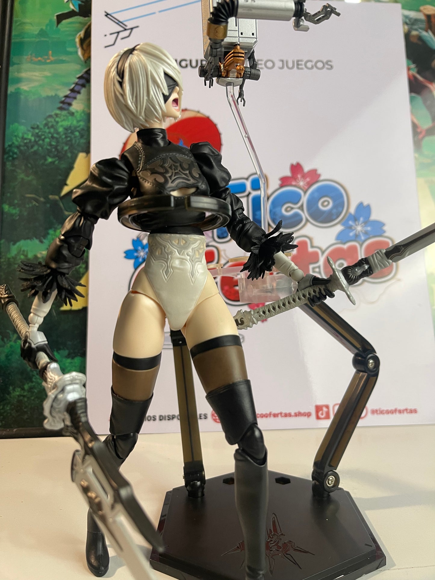 Figura de Acción Play Arts Kai - NieR 2B Tipo B DX Edición Deluxe 26CM | Tienda Anime Costa Rica - Tico Ofertas