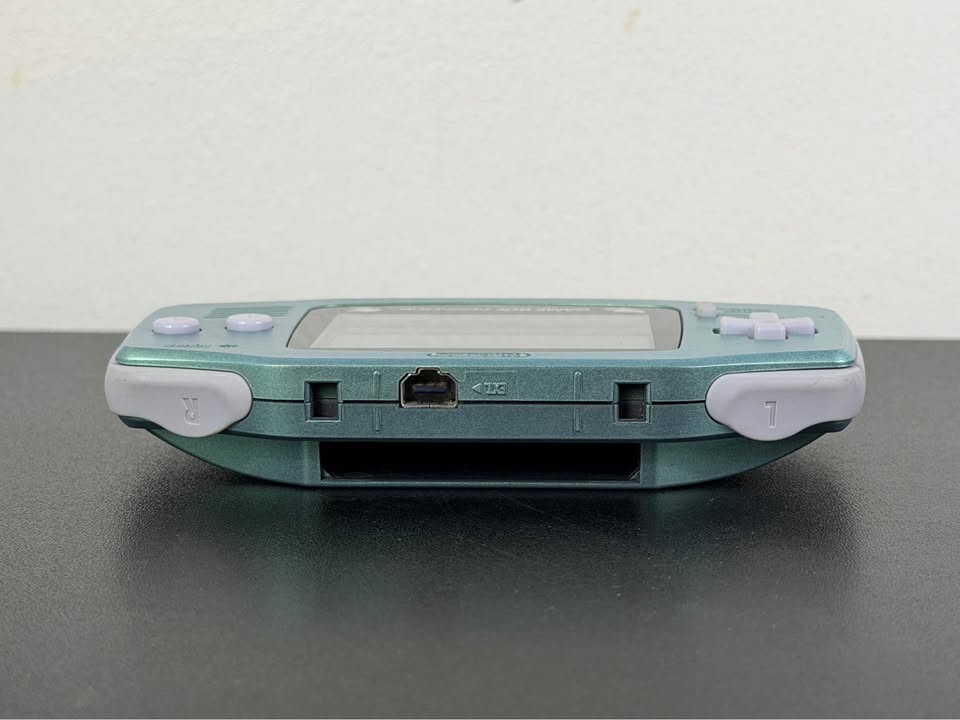 Game Boy Advance Pokémon Center Celebi Edición Limitada – Consola Retro Coleccionable en Costa Rica