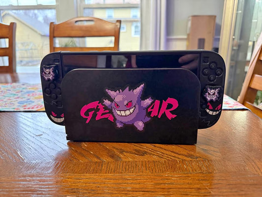 Nintendo Switch 2 con juego Pokémon ZA y estuche Gengar Nintendo