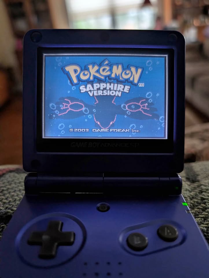 Juego Pokémon Sapphire Inglés – GameBoy Advance | Tienda Videojuegos Costa Rica