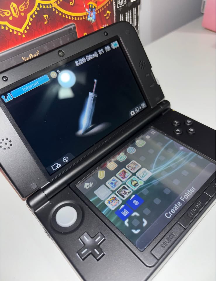 New Nintendo 3DS XL Final Fantasy edición japonesa | Consola de colección en Costa Rica Nintendo