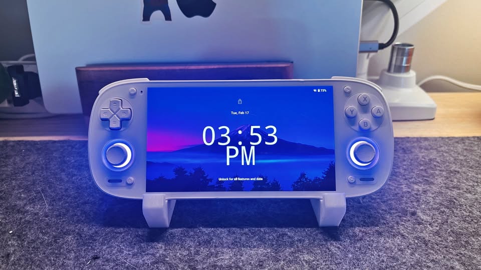 Retroid Pocket 5 en Costa Rica – Consola portátil retro Android 128GB | Gaming portátil económico Moorechip Technologies.