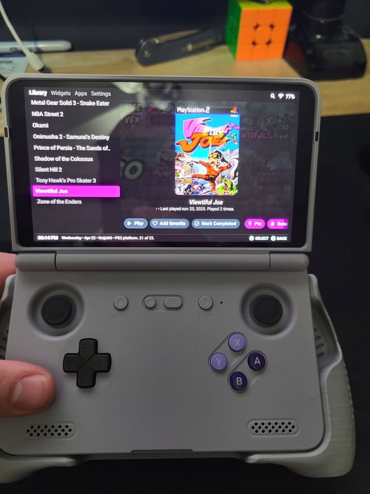 Retroid Pocket Flip 2 en Costa Rica – Consola portátil retro Android tipo Nintendo DS Moorechip Technologies.