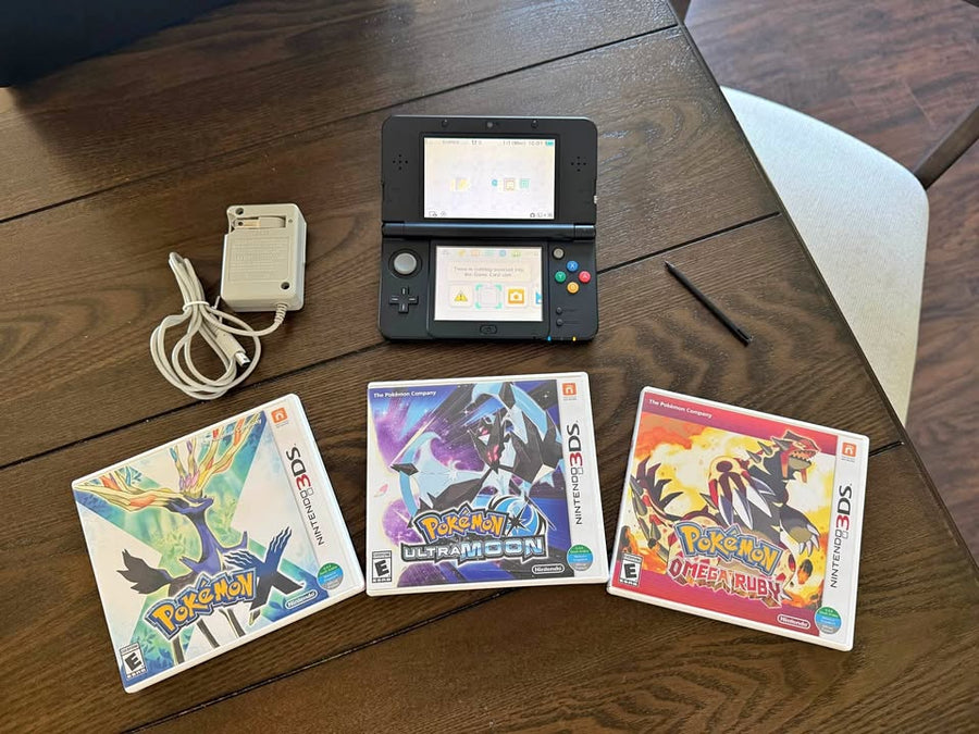 New Nintendo 3DS negra con juegos Pokémon en Costa Rica – Consola portátil Nintendo premium