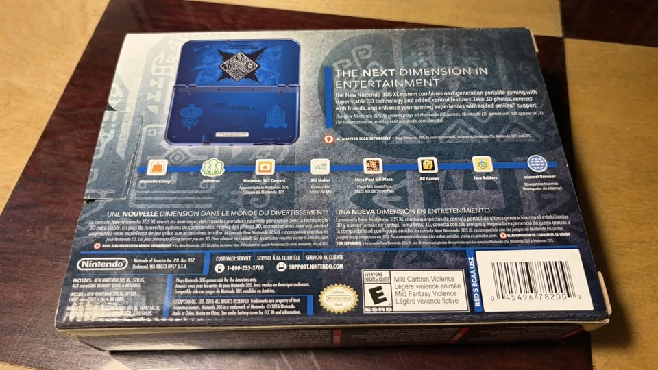 New Nintendo 3DS LL Monster Hunter X | Edición Especial Azul y Roja | Costa Rica