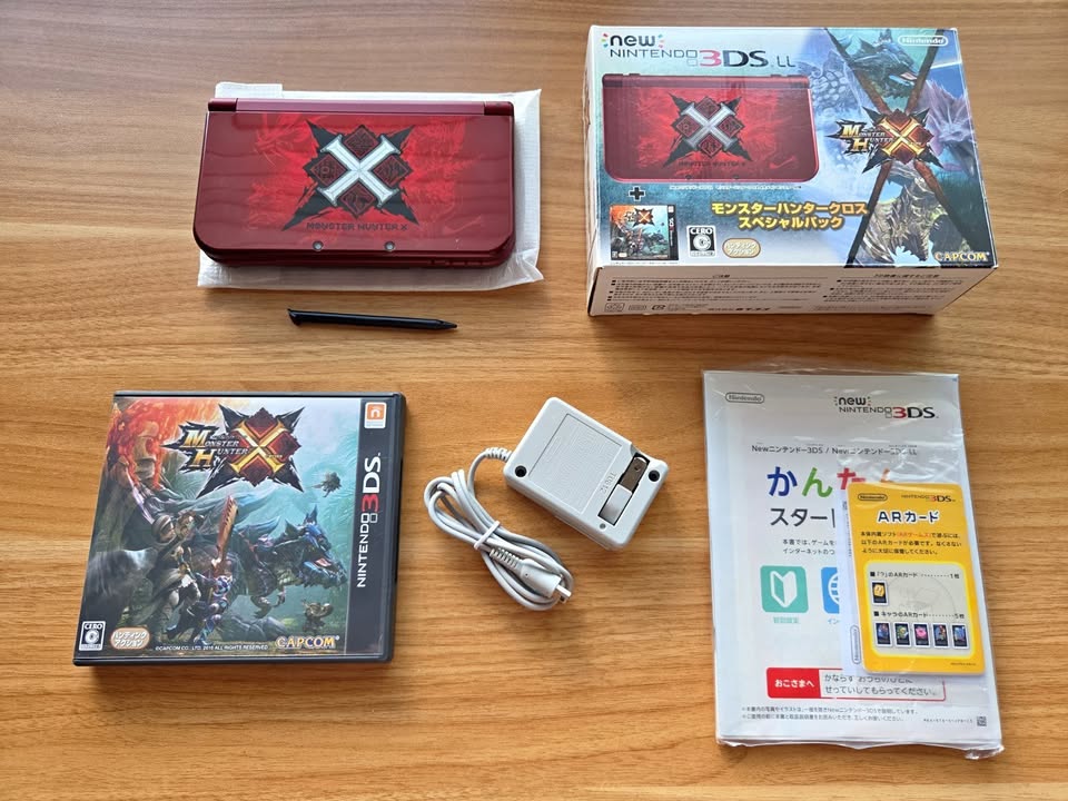 New Nintendo 3DS LL Monster Hunter X | Edición Especial Azul y Roja | Costa Rica