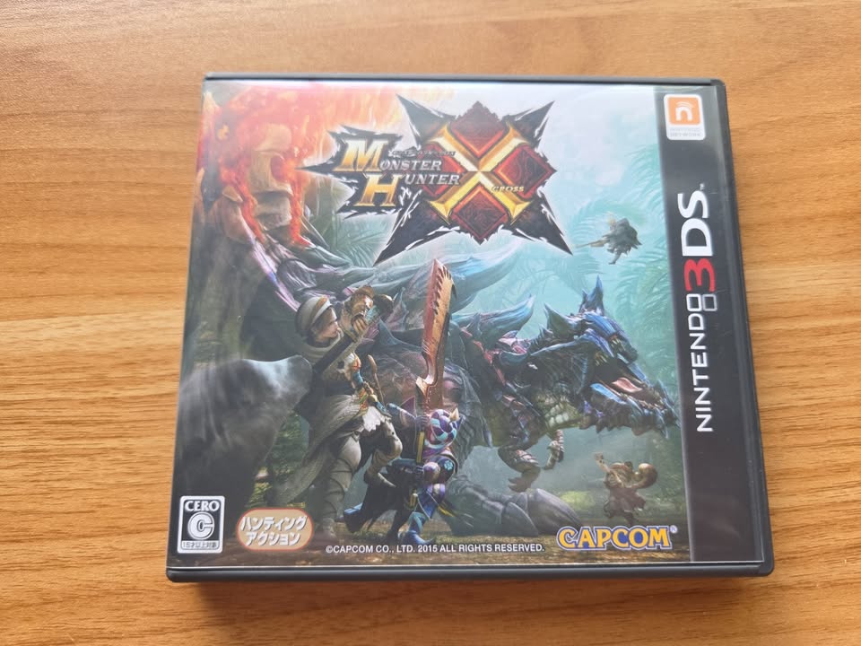 New Nintendo 3DS LL Monster Hunter X | Edición Especial Azul y Roja | Costa Rica